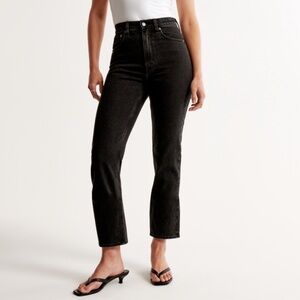 Abercrombie Black Ankle Straight Jeans (curve love)